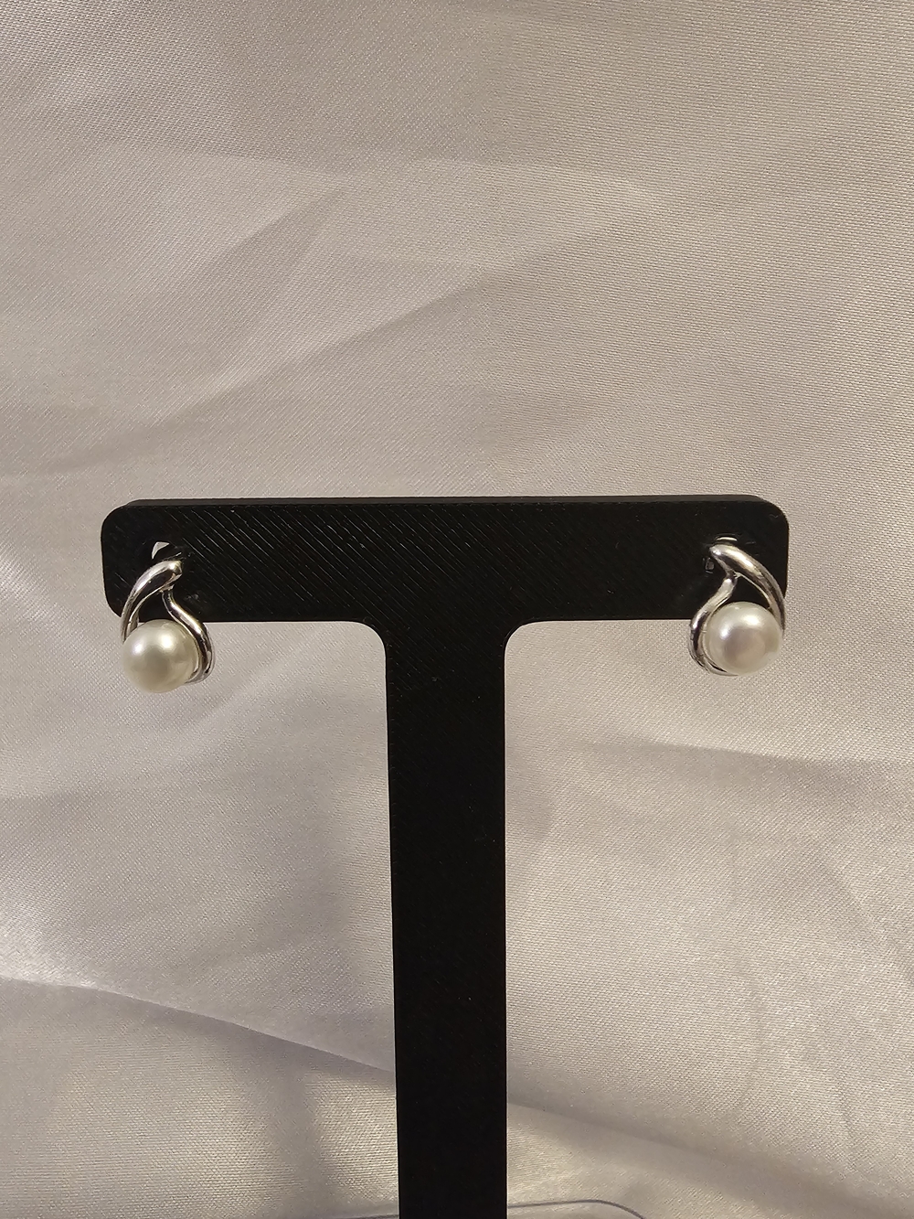 Fresh Water Pearl & Silver Plated Earrings
